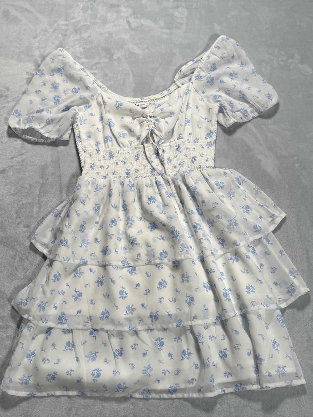 Hollister Floral Tiered Mini Dress White Blue Puff Sleeve Juniors Teens Small